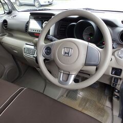 24y　N-BOX G　禁煙車　スマートキー　プッシュスタート　横滑り防止装置　２６.８万円の画像