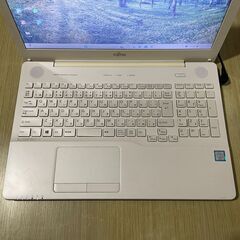 ★☆ 爆速 Corei7 SSD256GB 8GB ノートPC Officeの画像