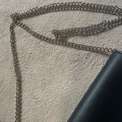 guessショルダーの画像