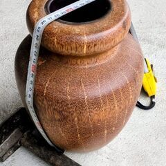 🍓  木製の花瓶／高さ約25cm×外径約12cmの画像