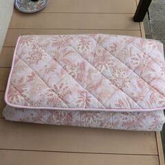 マットレス・シングルタイプ（ピンク系）の画像