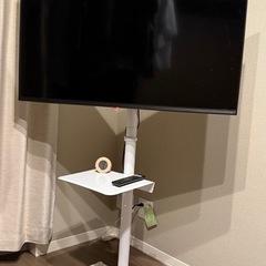 Rfiver テレビスタンド ハイタイプ tvスタンド 27~60インチ対応 壁寄せ テレビ台 VESA/横100～400 ㎜/縦100～400 ㎜ 木製台座 耐荷重40 kg 高さ調整可能 左右回転35° 家用 会社用 (ホワイト) の画像