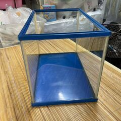 【リユースショップスパークル】40cm水槽　No.95　ニッソー　NISSO　ブルー　アクアリウム　G232N　配送可能♪の画像