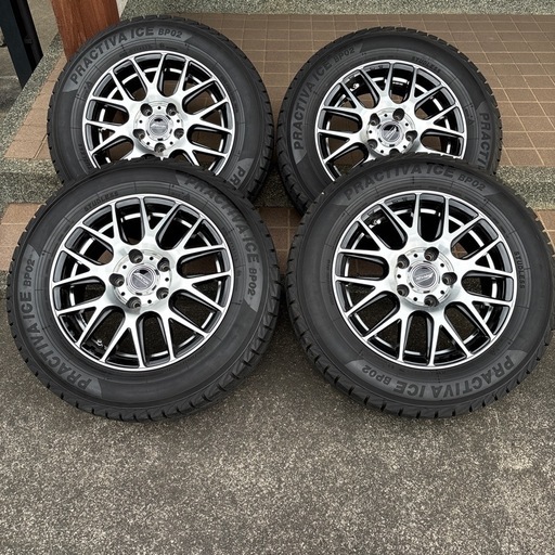 スタッドレスタイヤ4本セット195/65
15インチ