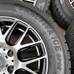 スタッドレスタイヤ4本セット195/65
15インチの画像