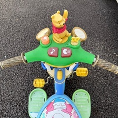 三輪車　プーさん　ディズニー　安全ガード付きの画像