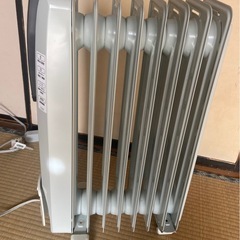 デロンギオイルヒーター KHD410812-BK 【期限1/5】 の画像