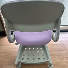 【引取】KOIZUMI子供用チェアの画像