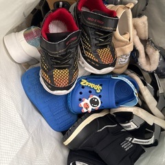 子供靴　子供服　の画像