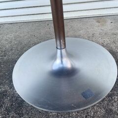 【那須町役場】リプロダクト　チューリップテーブル　茶　ダイニングテーブル【管理番号3496】の画像