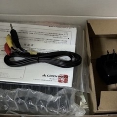 7インチ　モニター付きポータブルDVDプレイヤーの画像