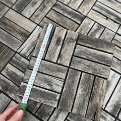 【取引決定】置くだけウッドデッキ30cm四方/80枚の画像