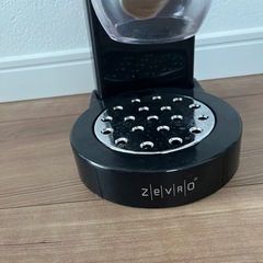 ゼブロフードディスペンサー 少し使用感あり 取りに来てくださる方限定の画像