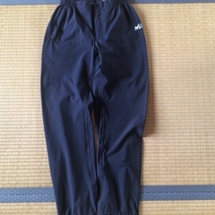 Millet軽量レインジャケットとパンツセット（女性用）の画像