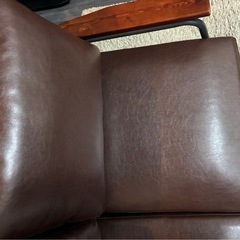 レザーソファーの画像