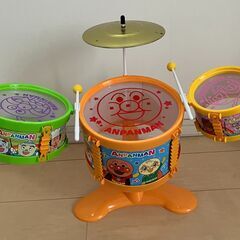 【30点以上】音楽キーボード、ドラム、キッチン、ミシン、ブロック、パズル、知育玩具、木製玩具、人形などの画像