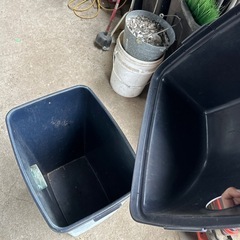 リサイクルゴミ箱の画像