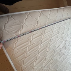 変形ベッド 足つきの画像