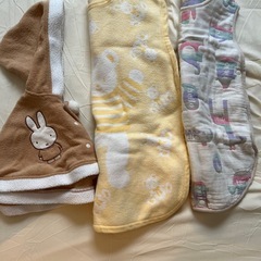 70~80くらいまでの衣類50着くらいの画像