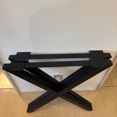 テーブル 脚の画像