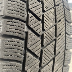 スタッドレスタイヤ　4本
の画像