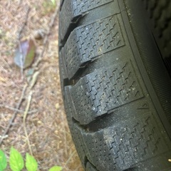 スタッドレス22年製　215/70r16 ホイール付　4本セット　中古 　　　の画像