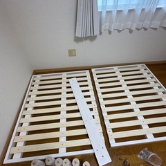 セミダブルベットフレームの画像