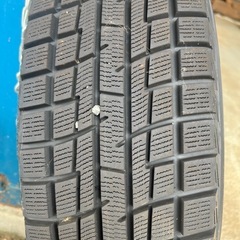 スタッドレスタイヤの画像