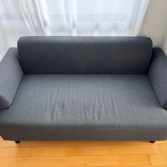 IKEA 2人掛けソファの画像