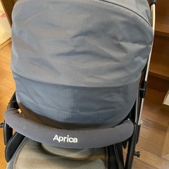 美品【アップリカ】ベビーカーの画像