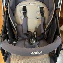 美品【アップリカ】ベビーカーの画像