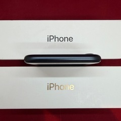 iPhoneSE3 64GB SIMフリーの画像