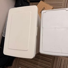 【値下げ】フタ付きゴミ箱 の画像