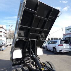 H23　キャンター　３トン　ダンプ　オートマ　251042の画像