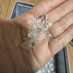 【取引者決まりましたꕤ︎︎·͜·】水晶さざれ、クッション、突っ張り棒3点の画像