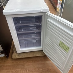 ☆ドリーム荒牧店☆ジモティー割引有☆【クリーニング済み】SHARP/冷凍庫/FJ-HS9X/86L/2017年製の画像