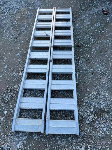 アルミブルッジ