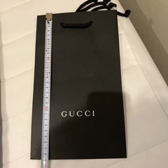 GUCCIの紙袋の画像
