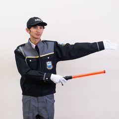 【シニア活躍中】交通誘導スタッフ／70歳以上も歓迎！未経験OK／週休2日制◎＿株式会社シムックス静岡営業所の画像