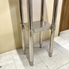 ステンレス　作業台　厨房の画像