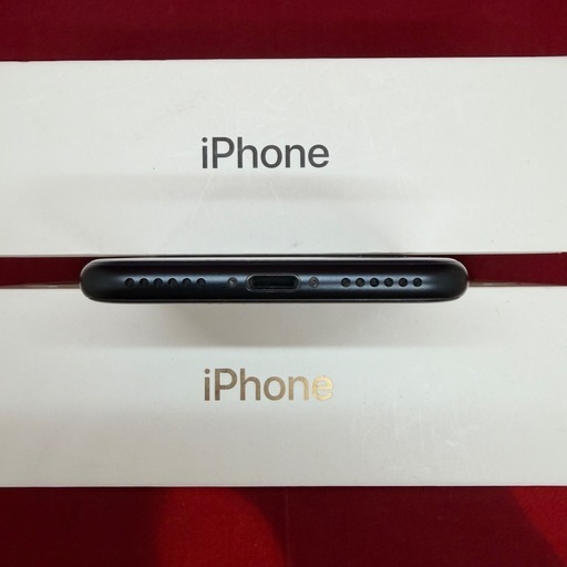 iPhoneSE3 64GB SIMフリー