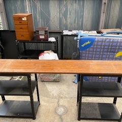 スチールラック二個と天板の画像