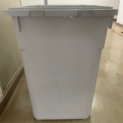 【無料】コーナン 45Lバケツ 2個セット（汚れあり・割れなし）ベランダ掃除や洗車などに！の画像