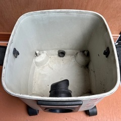 【商談中・新規取引停止】RYOBI製 乾湿両用 集じん機 掃除機の画像