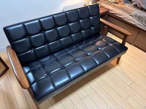 カリモク60 Ｋチェア2シーター【受け渡し予定者決まっております】