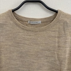 裾広め　切り替えデザインニットの画像