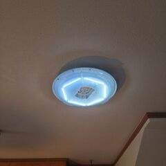 リモコン付きシーリングライトの画像