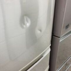 ID:677586　冷蔵庫４０６L　パナソニック　２０１８年製　※正面打痕　/　冷蔵室ドリンクBOX割れありの画像