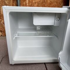 エスキュービズム 46L 小型ドア冷蔵庫 SP-146Lの画像