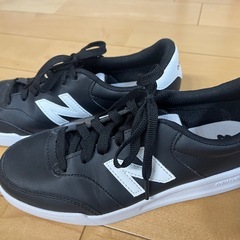 未使用品 スニーカー 25cm　ニューバランス　の画像